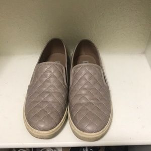 Steve Madden Quilted Shoe